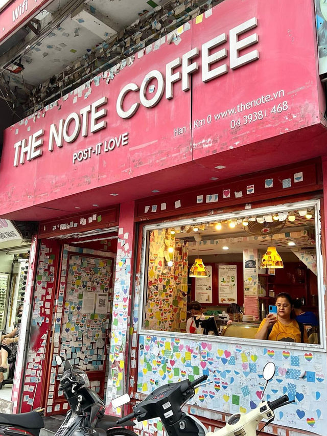 A cute cafe filled with words of love❤️