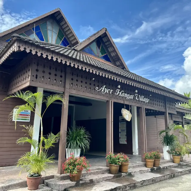 在珍南海灘的熱水湖體驗煥然一新的感受