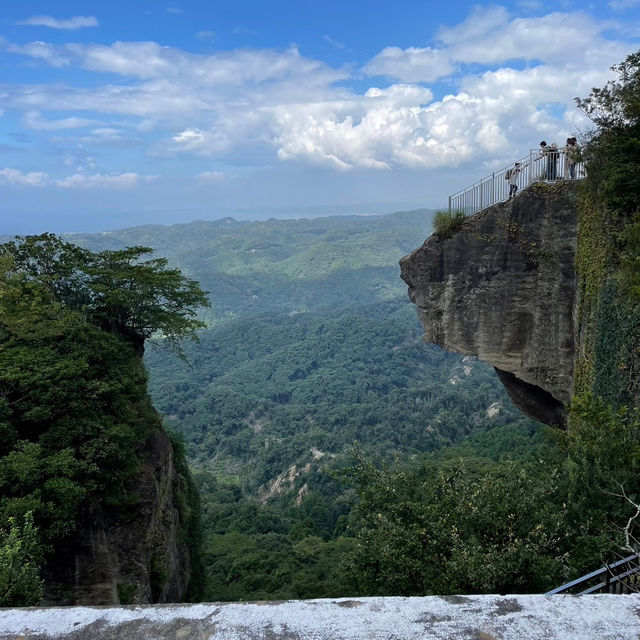【千葉県】飛び出た崖の上で写真が撮れる📸鋸山🗻