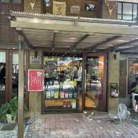 Black Street House Cafe : คาเฟ่สไตล์ชิคๆในพัทยา