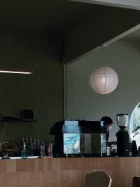 Coastly Cottage คาเฟ่สไตล์บาหลีที่แก่งกระจาน 🏝️
