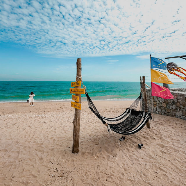MORE THAN Beach & Cafe ชะอำ เพชรบุรี