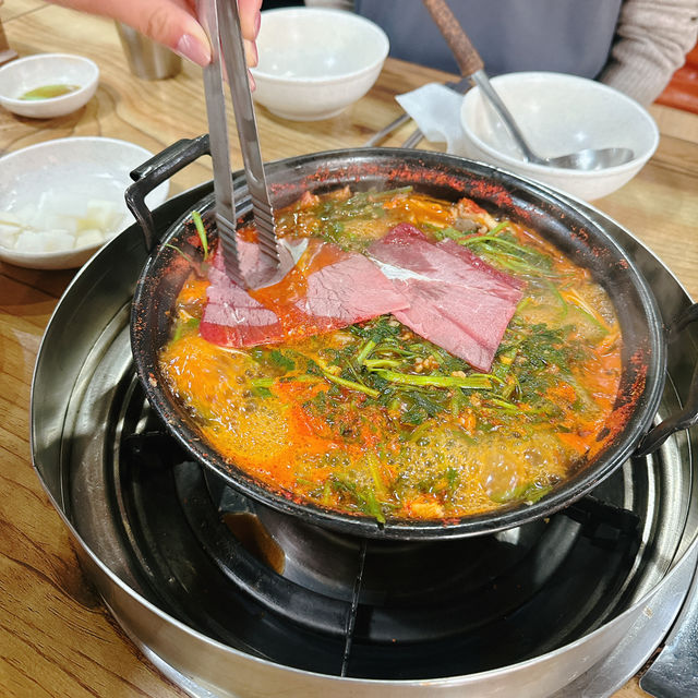 【韓国/ソウル】きのこ鍋+うどん+ポックンパが10,000ウォン⁉︎