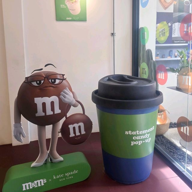 รีวิว:คาเฟ่สีสันลูกกวาด เติมหวานผ่านเอ็มแอนด์เอ็ม