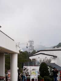 เดินถ่ายรูปที่ Ngong Ping Village 