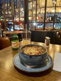 French onion soup on a cold day❄️