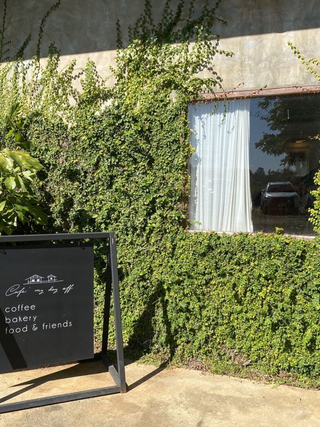 สายชา เลิฟเว่อร์ Cafe My Day Off ที่เชียงดาว 🍵🌷
