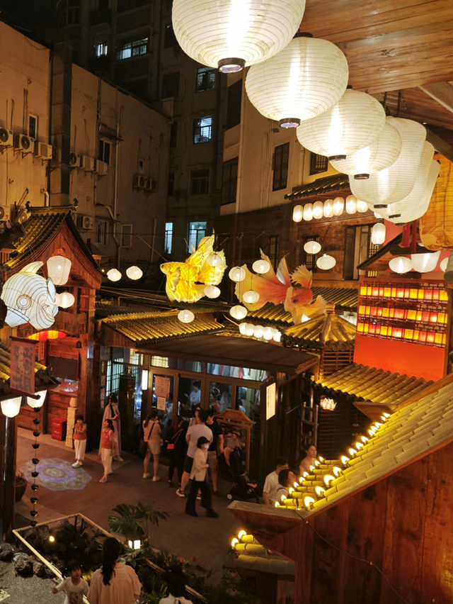 深圳南山區：找到古風式的火鍋店，而且性價比高