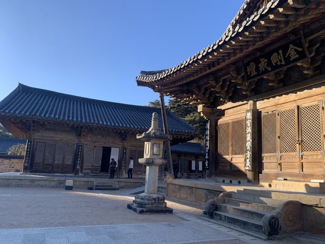 겨울이 깊어지면 고요하고 평화로운 느낌이 드는 곳, 통도사