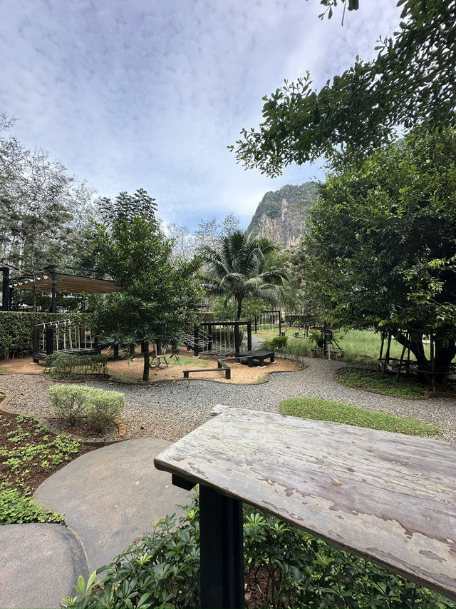 Coffee house lost in Krabi forest!