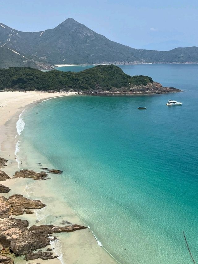 香港西貢‐海岸與山脈的浪漫約會地點🏖️💖，情人節的完美選擇🌅