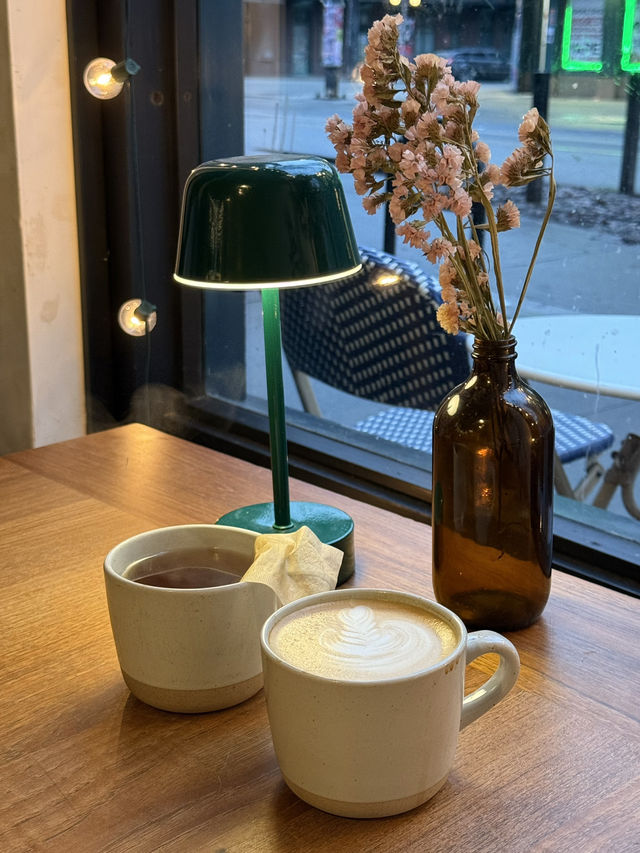Cozy Breakfast at Nelson the Seagull Café☕️