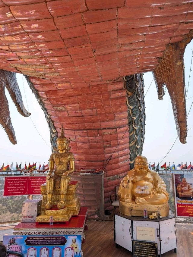 タイ🇹🇭ナコンパトム🐉ワットサムプラン非現実的!!龍が巻きつく寺院
