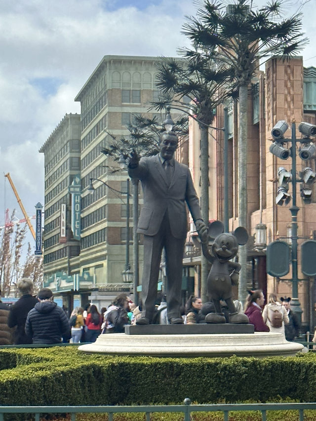 Genuine review Disneyland Paris