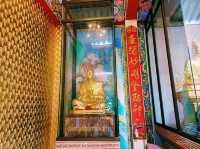 泰國曼谷市中心湄南河畔著名華人文化古跡寺廟景點：Wat Amon Khiri，祈福非常靈驗，適合打卡拍照📸祈福冥想