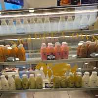 ร้านนมสด มิเตอร์ คาวส์