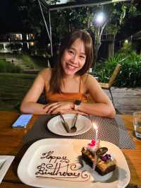 อิ่มอร่อยในบรรยากาศสุดโรแมนติกที่ร้านระเบียงชา