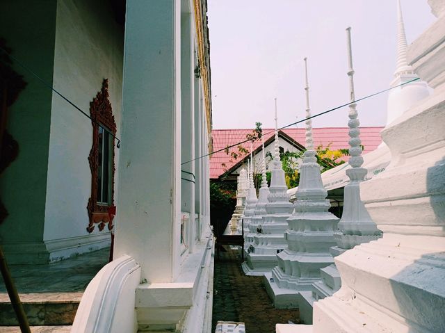 泰國曼谷湄南河畔老城區皇家古跡寺廟一日遊行程，祈福非常靈驗，適合祈福打卡拍照📸冥想