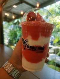 คาเฟ่ต่อบุญ บรรยากาศดีในวัดแค สุพรรณบุรี