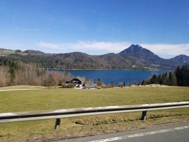 [🇦🇹ハルシュタット] 美しい景色が広がる旅の道中