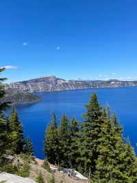 Crater Lake 🌏 🌱 