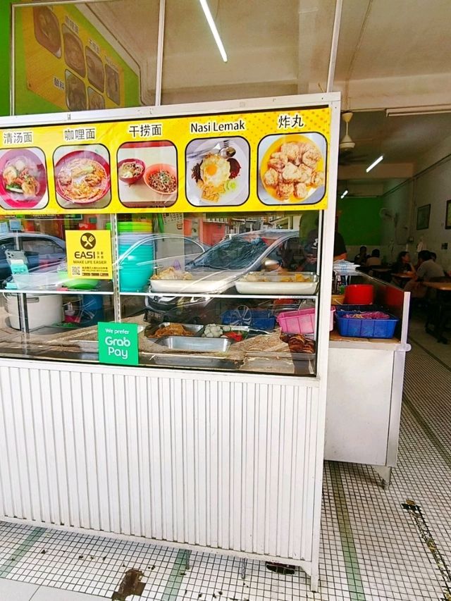 Taste Tradition at Singrena 新麗茶餐室 – Kuantan’s Best-Kept Secret!