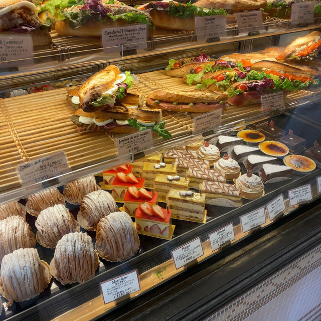 【東京都丸の内🇯🇵 VIRON 丸の内店】美味しすぎる〜😋何度も通いたい‼️人気パン屋さん