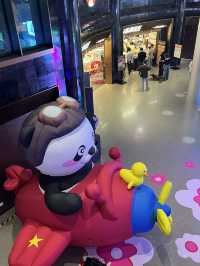 🛍️ SKY SQUARE – 판다 포토존 발견!🐼
