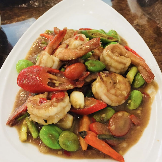 ร้านบ้านเลขที่ 1 ภูเก็ต อร่อยทุกอย่าง
