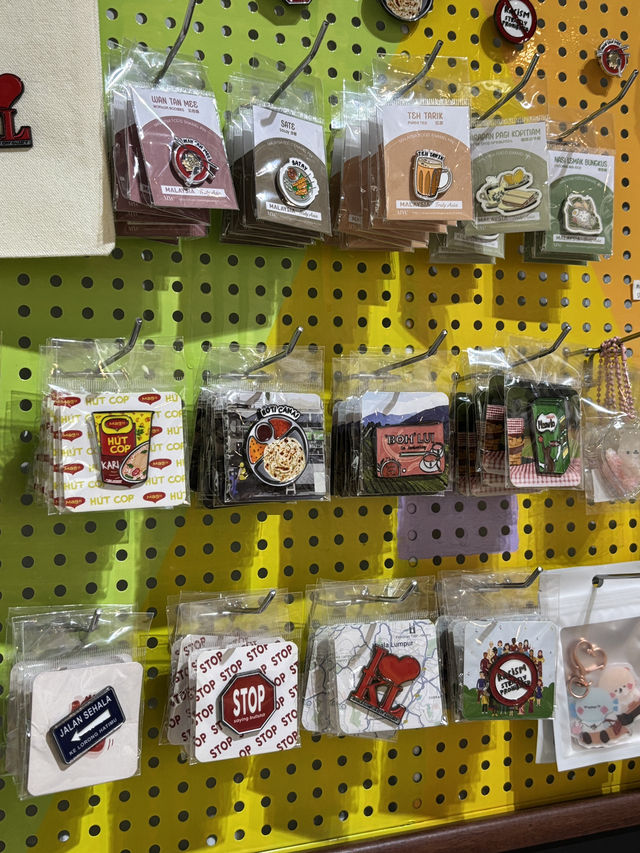 🇲🇾A new spot in Puchong! Get cute stuffs and souvenirs here