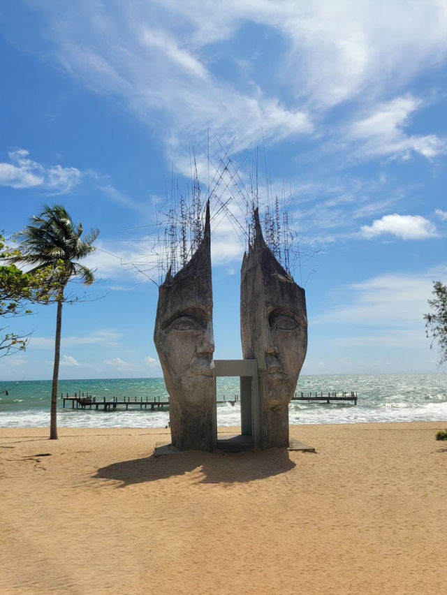 일몰이 그림같은 푸꾸옥 해변 🏖️ 선셋사나토 !