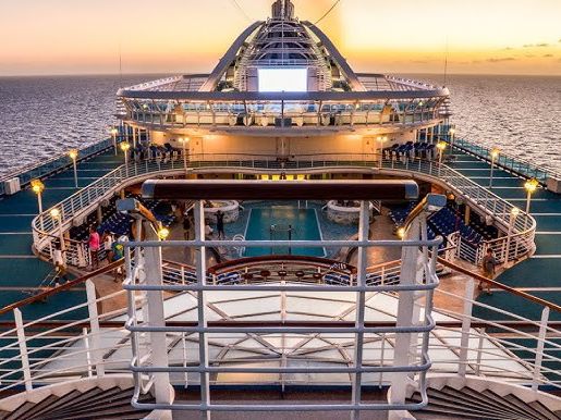 🏝️ Caribbean Princess Cruise: Sun, Fun & Endless Rum! 🍹🚢