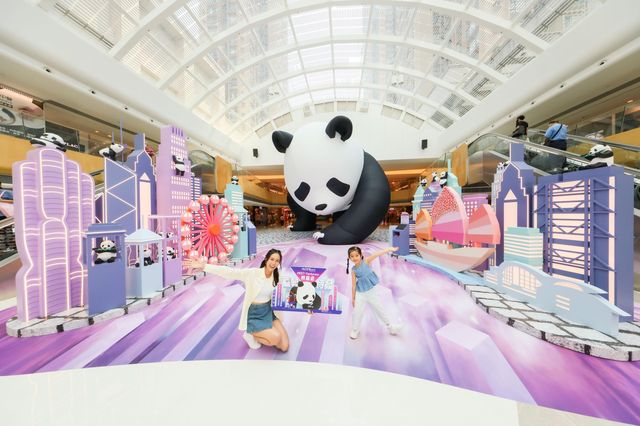 🐼10米長7米高充氣熊貓藝術裝置首度登港