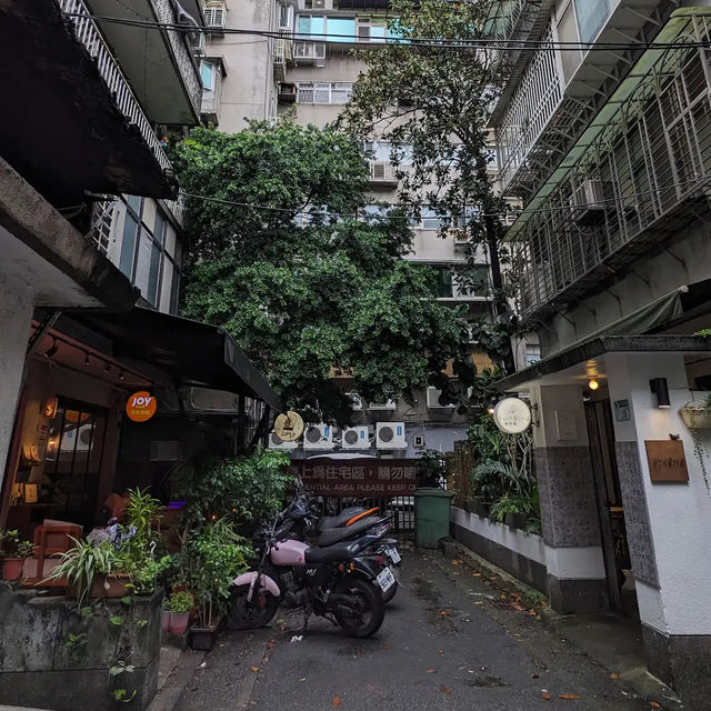 隱藏在東區小巷的川菜餐酒館 「Old Seat川酒」