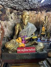 วัดเกาะลอยศรีมหาราชา