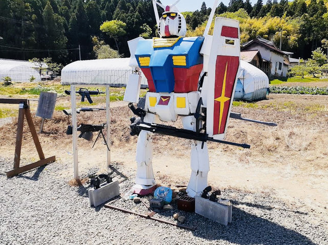 The Tired Gundam in Fukushima