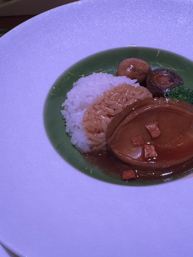 This Shanghai Chinese banquet dinner with a show is WORTH EVERY PENNY