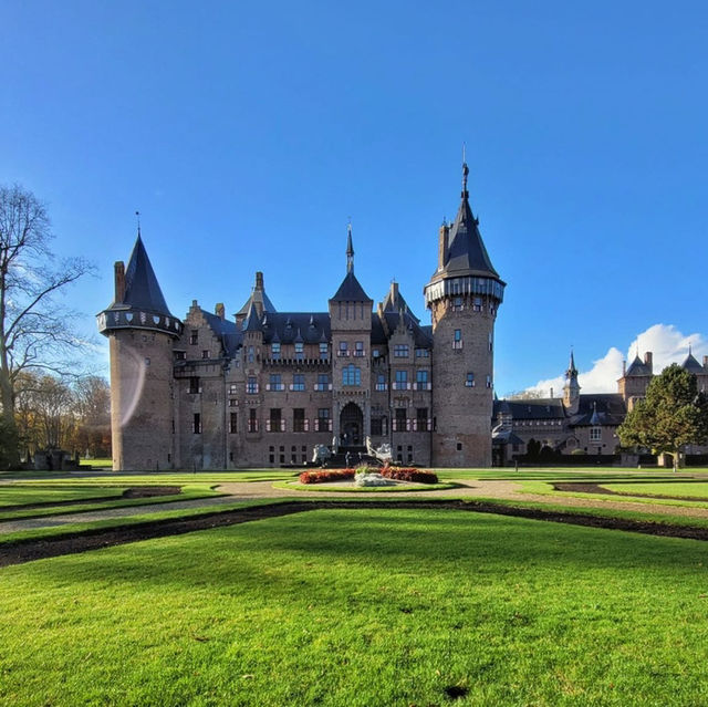 Castle De Haar: A Fairytale Fortress of Elegance and History