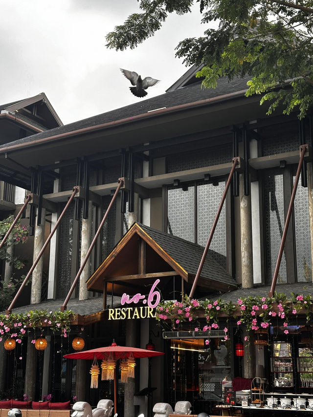 Most beautiful recommend restaurant in chiang mai city 