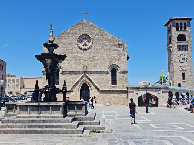 The biggest Greek Island but less famous than others