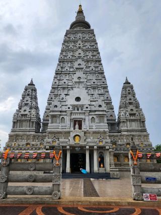 Wat Phra That Chong Kham Royal Monastery (Lampang)