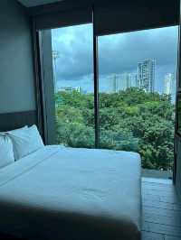 “Cozy Clean Convenience by Lavender MRT”