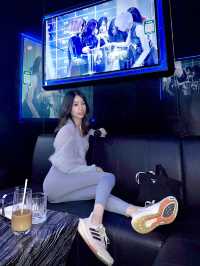 Let's enjoy the futuristic Luxury KTV experience here❤️