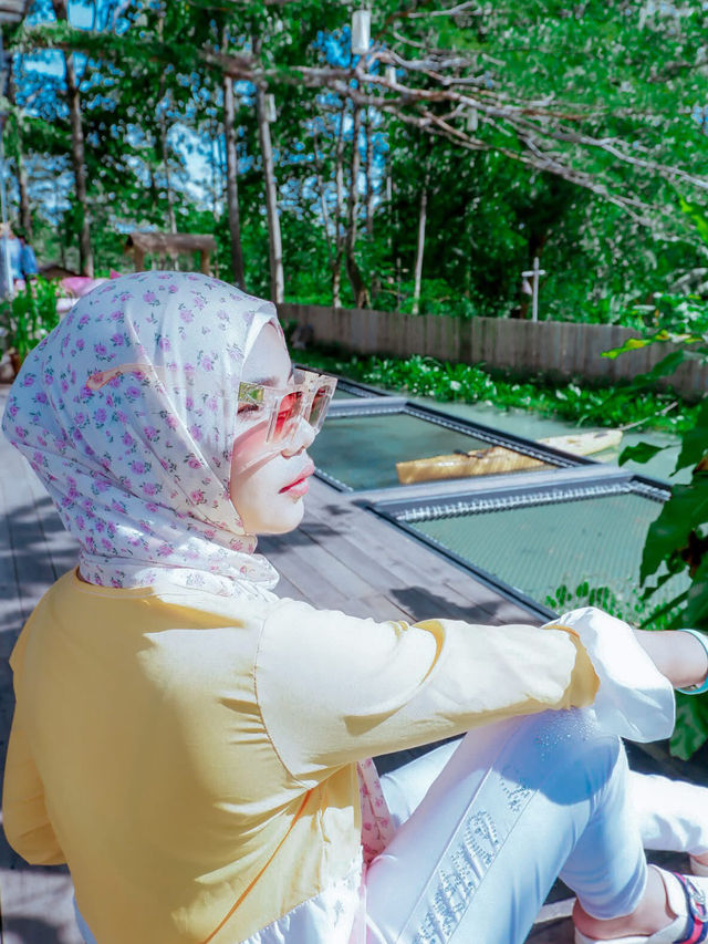 Cherna88 Café & Restaurant (คาเฟ่ เฌอนา) - ภูเก็ต
