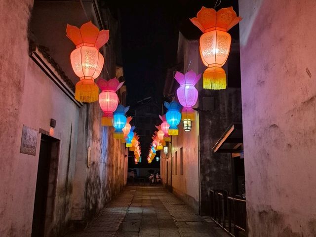 เที่ยวไห่หนิงยามค่ำคื่น เขตประวัติศาสตร์⛩️