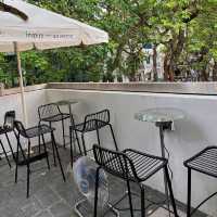 Universal Tea Café