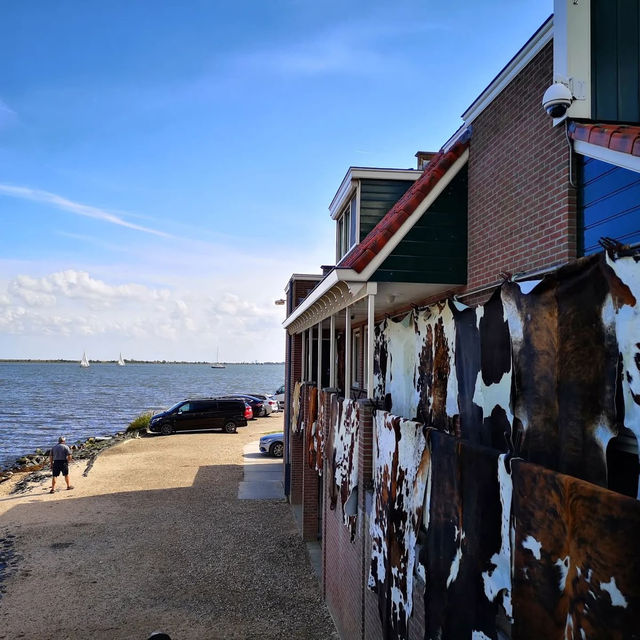 🌊🎣 Volendam Summer Escape: A Postcard-Perfect Dutch Fishing Village  