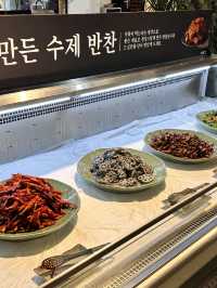 수제반찬 부페바가 있는 플랜테리어 한식 맛집