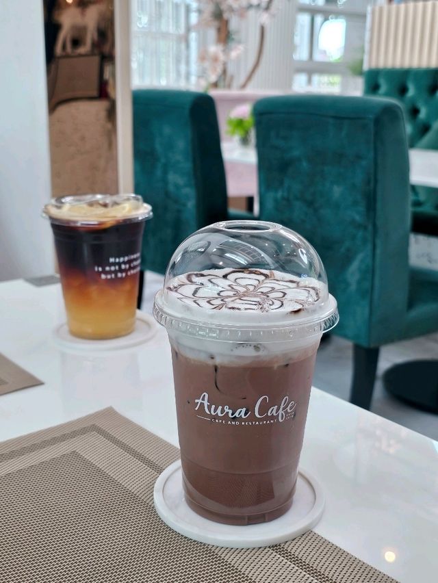 Aura Cafe and Restaurant Khon Kaen 🍰