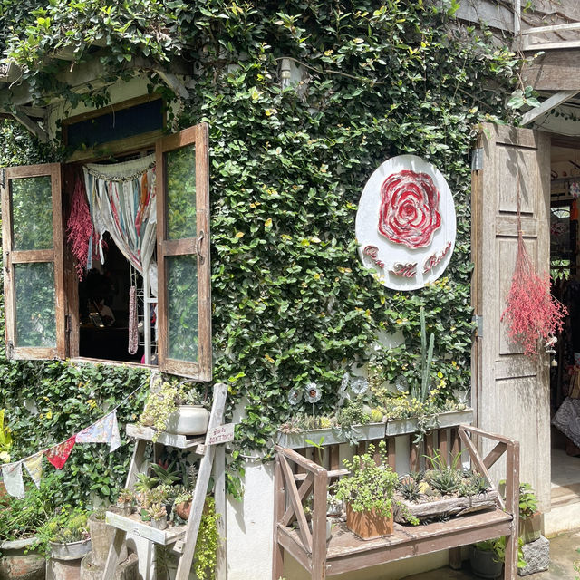 🎨 บ้านข้างวัด – ชุมชนสายคราฟต์ ใจกลางเชียงใหม่